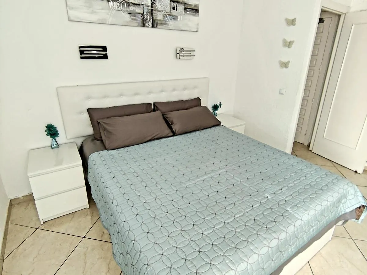 Minerva 1-Bedroom Close To The Beach Park Etc Benalmadena Apartment