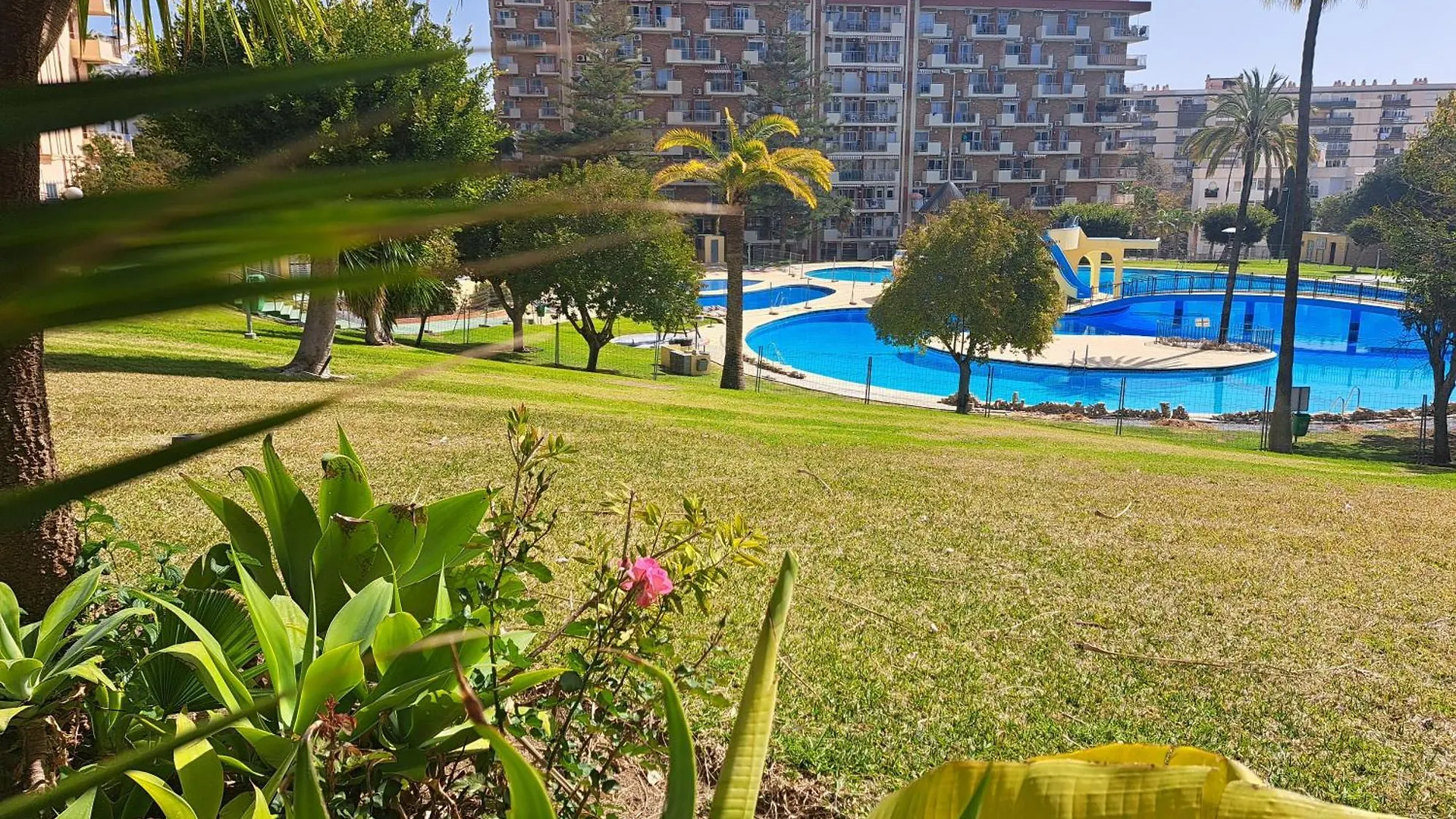 Apartment Minerva 1-Bedroom Close To The Beach Park Etc Benalmadena
